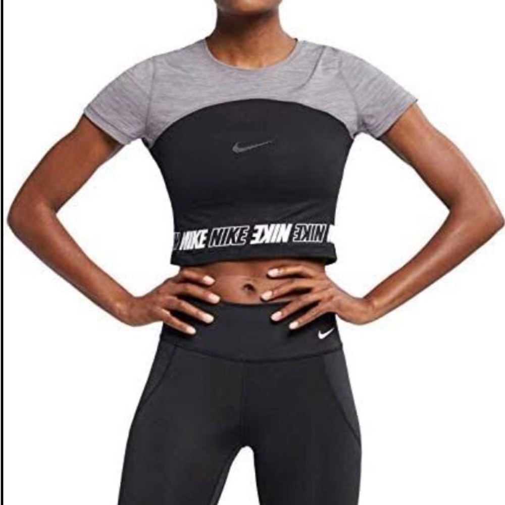 Nike Pro Women's Short-Sleeve Mesh Crop Top